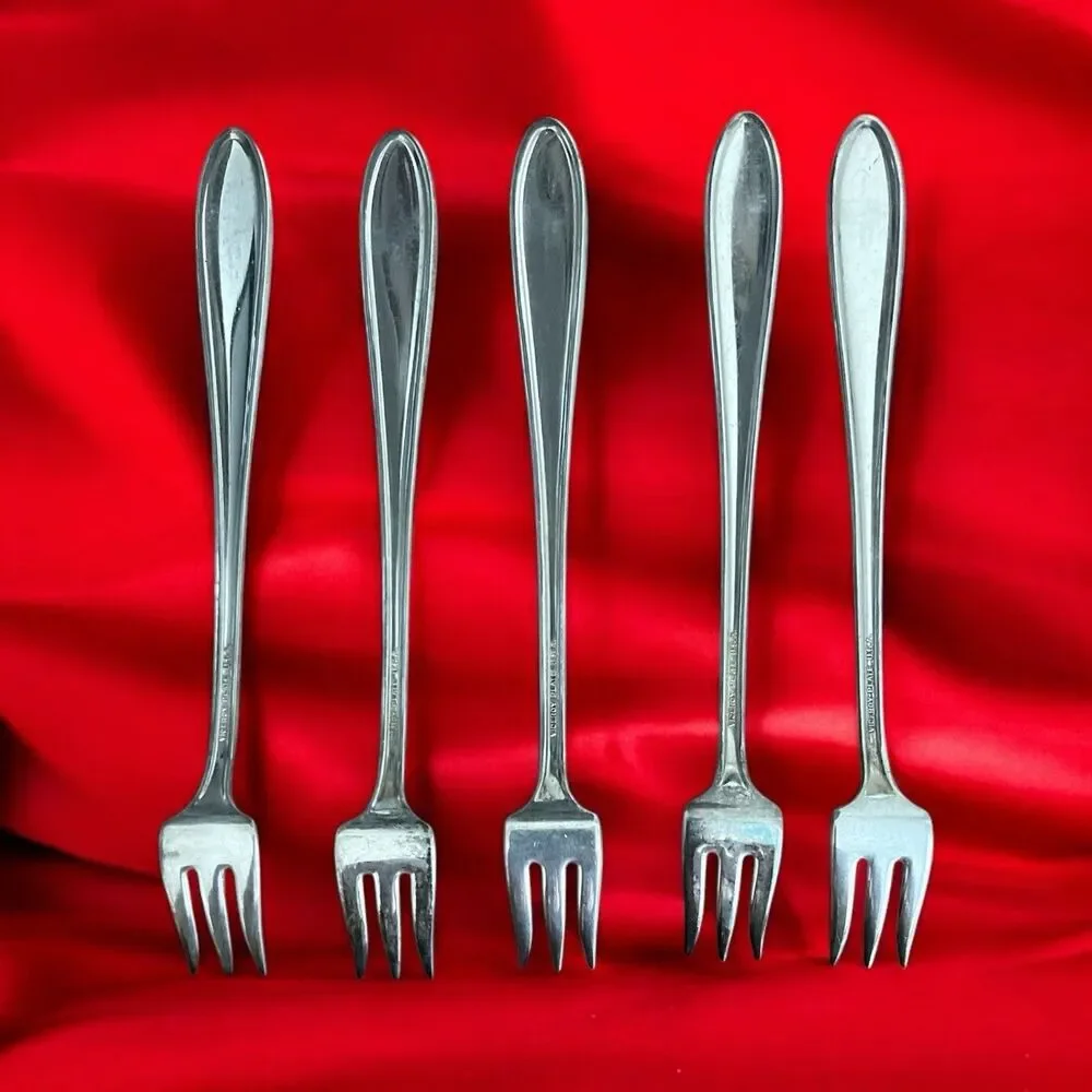 Vintage Viceroy Plate USA Set Of 5 Cocktail Forks 6” Silverplate
